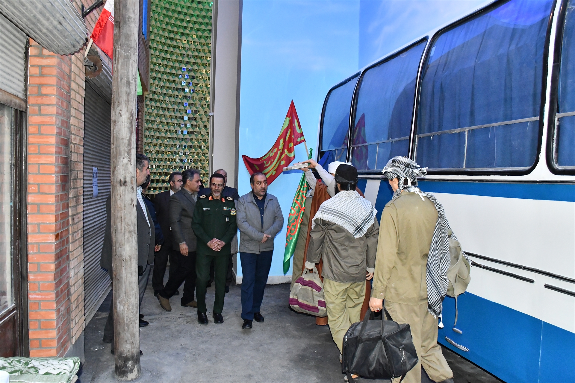 بازدید مدیرکل صداوسیمای آذربایجان‌ غربی از موزه فرهنگی دفاع‌ مقدس